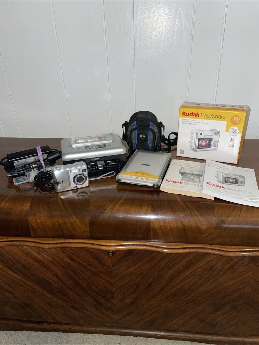 Kodak EasyShare C330 4.0 MP Digital Camera Printer Dock Bundle TESTED Working